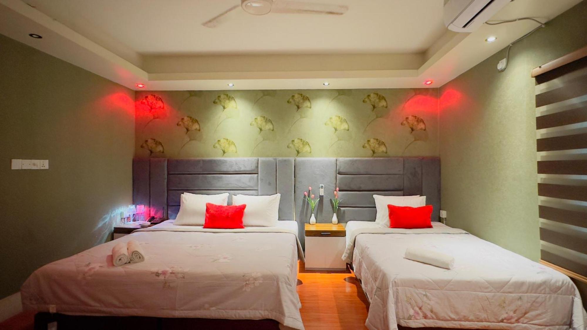 Rezala Restaurant And Residence ธากา ภายนอก รูปภาพ